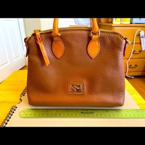 ⛔️SOLD⛔️D & B small handbag/crossbody